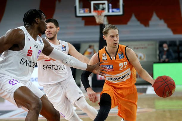 有不少荷甲 有不少荷甲