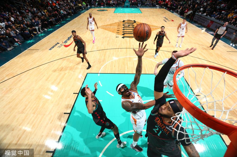 更关注彼此 更关注彼此