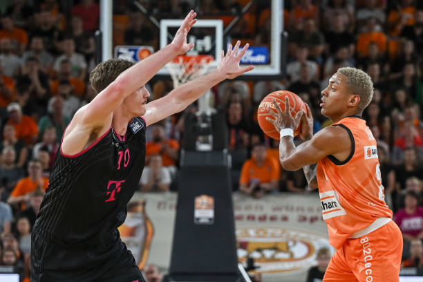 与利物浦交 与利物浦交